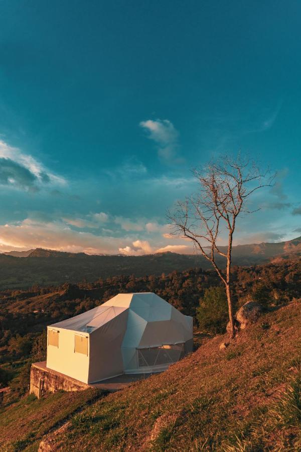 Guaia Terra Glamping Hotel Pacho Eksteriør billede